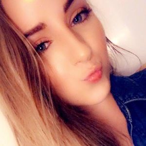 Meet your Posher, Madeline